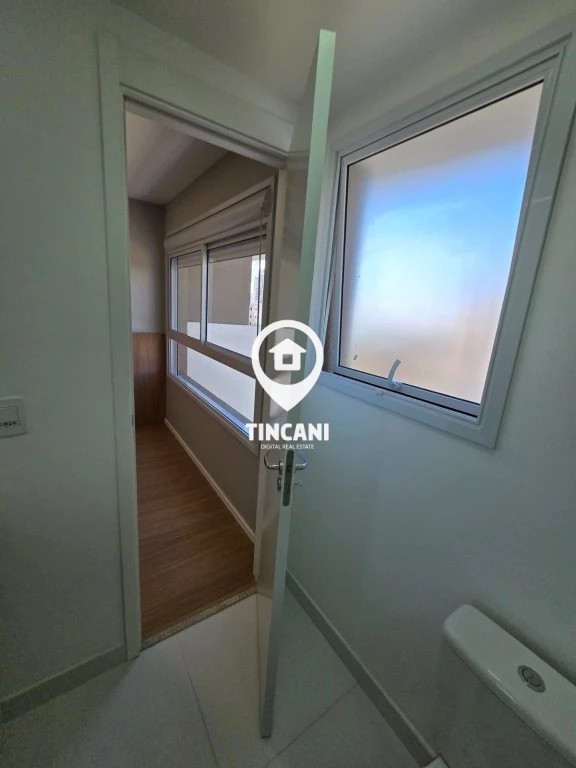 Apartamento para alugar com 2 quartos, 80m² - Foto 14