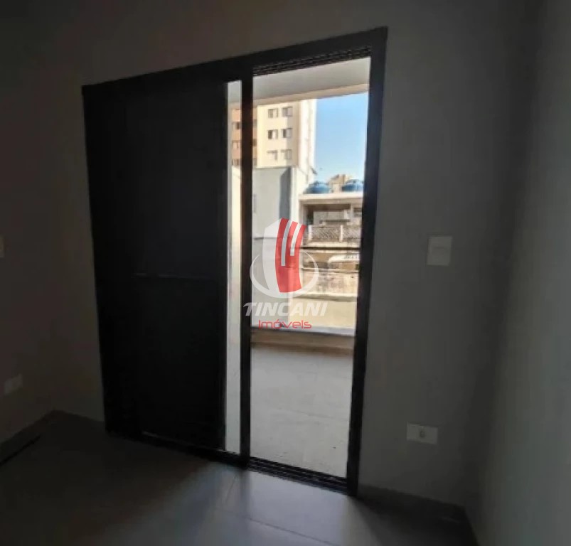 Sobrado à venda com 4 quartos, 150m² - Foto 4