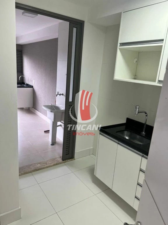 Apartamento para alugar com 2 quartos, 68m² - Foto 11