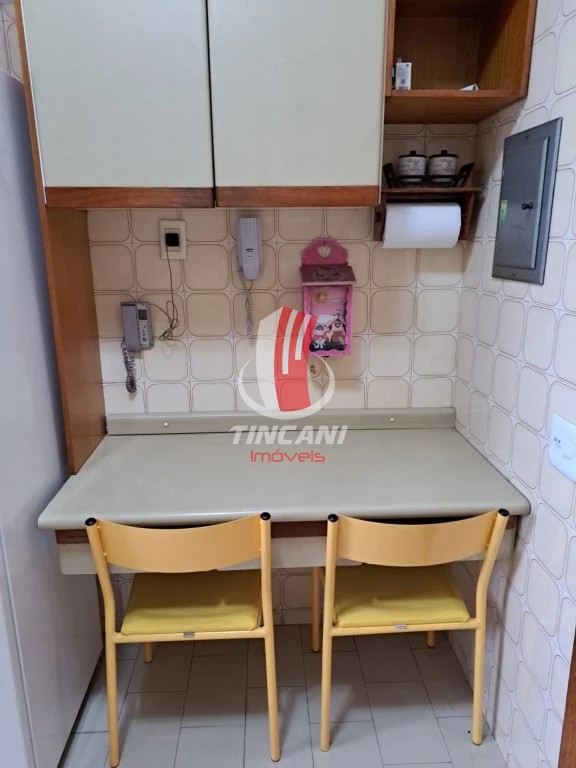 Apartamento para alugar com 2 quartos, 67m² - Foto 12