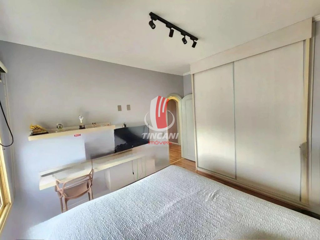 Apartamento à venda com 4 quartos, 156m² - Foto 6