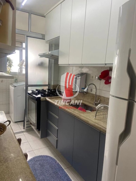 Apartamento à venda com 2 quartos, 60m² - Foto 9