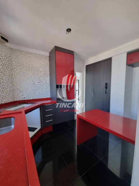 Apartamento para alugar com 3 quartos, 102m² - Foto 12