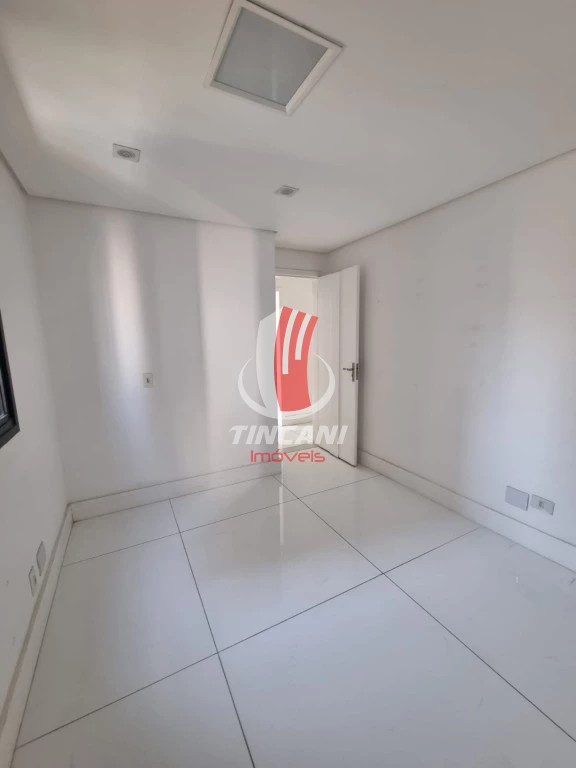 Apartamento para alugar com 3 quartos, 102m² - Foto 23