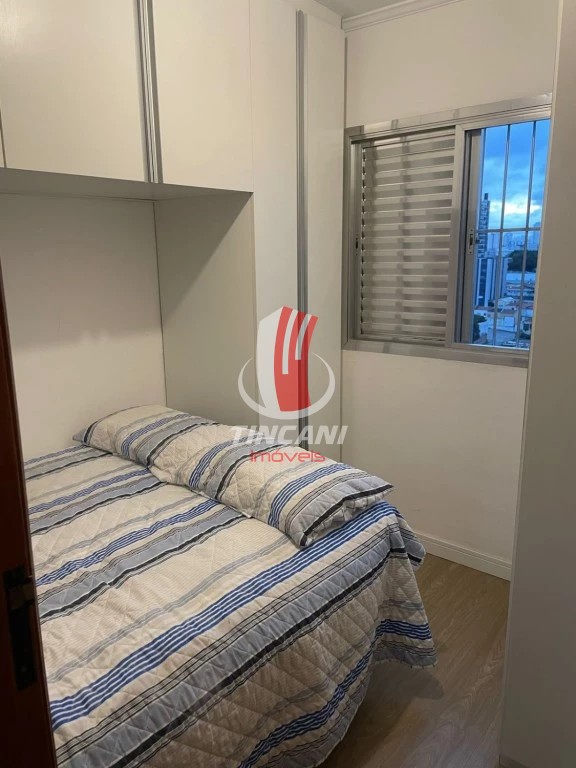 Apartamento à venda com 2 quartos, 76m² - Foto 13