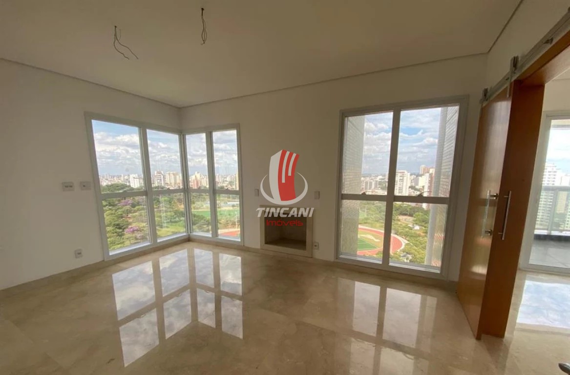 Apartamento à venda com 4 quartos, 335m² - Foto 2