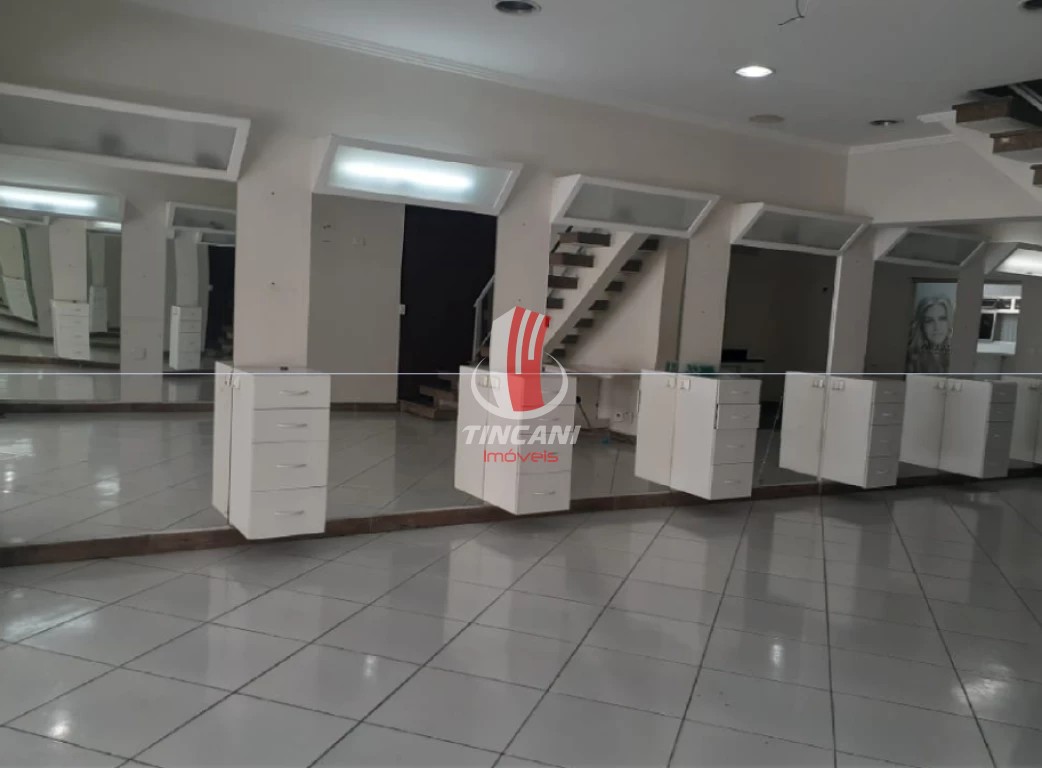 Loja-Salão para alugar com 4 quartos, 213m² - Foto 1