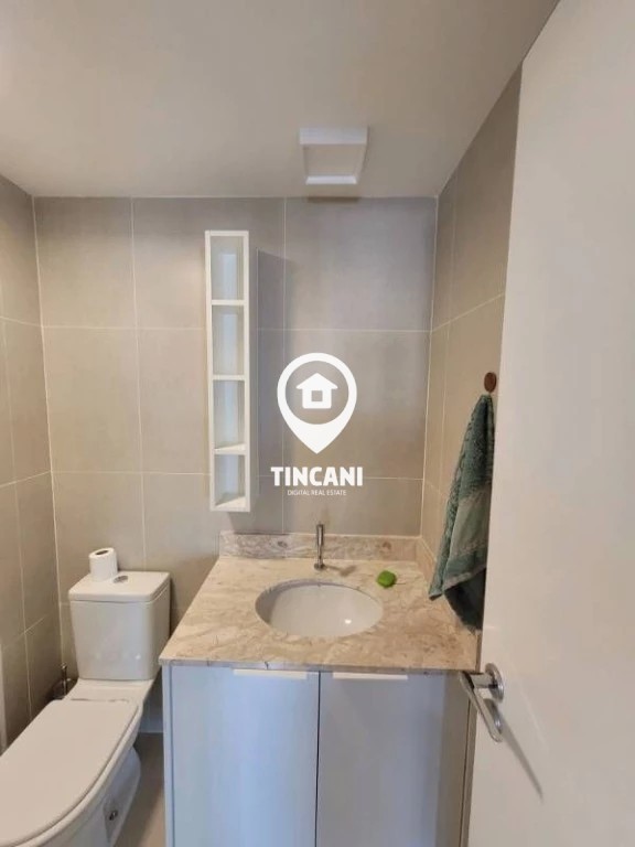 Apartamento para alugar com 2 quartos, 68m² - Foto 30