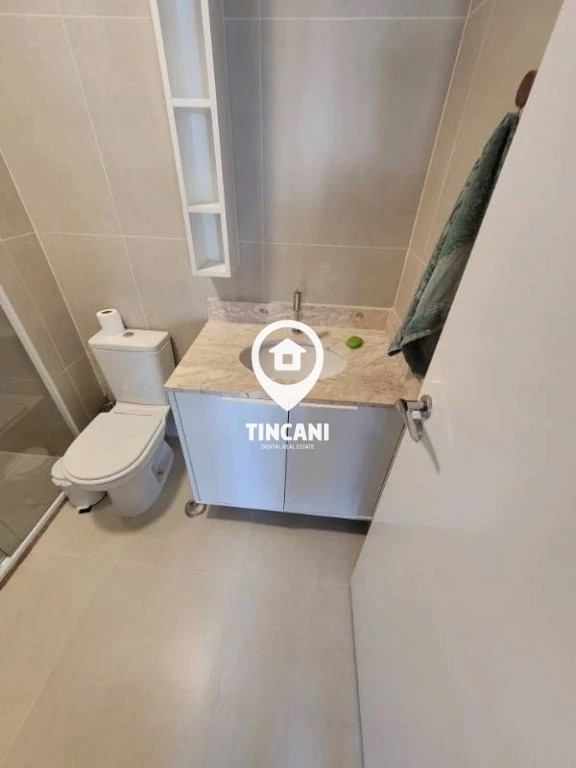 Apartamento para alugar com 2 quartos, 68m² - Foto 31