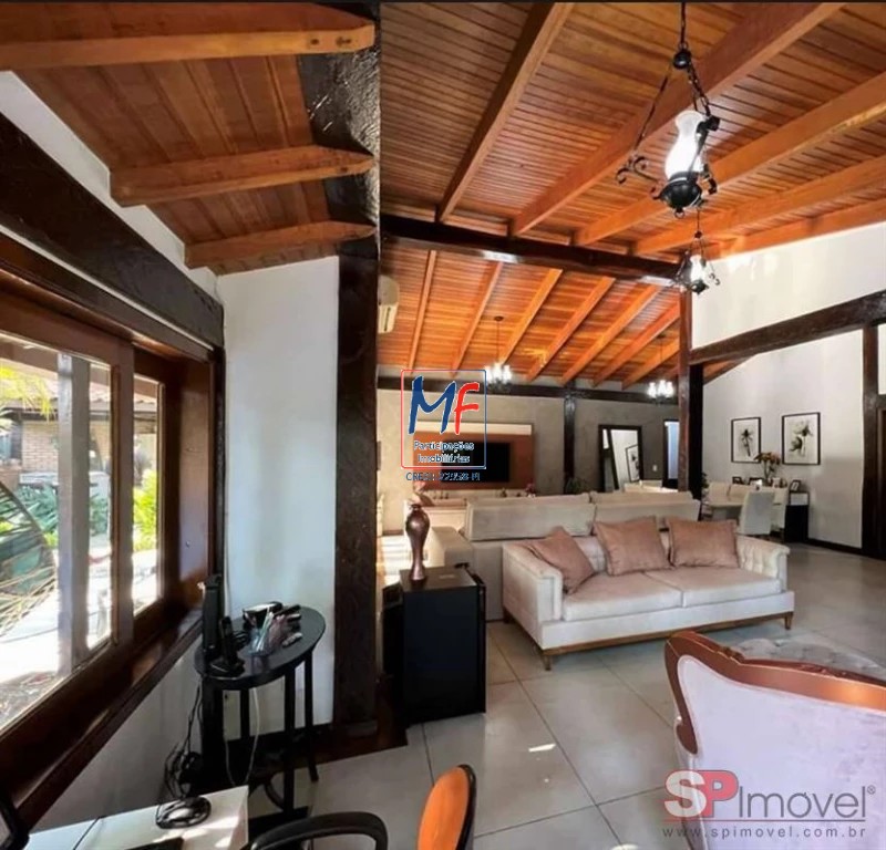 Casa de Condomínio à venda com 4 quartos, 320m² - Foto 2