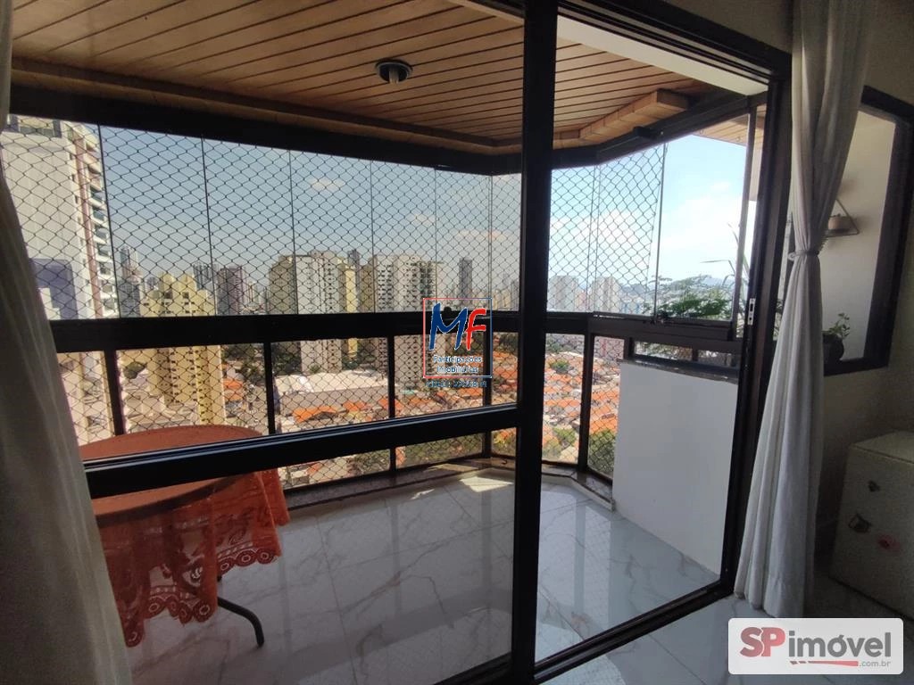 Apartamento à venda com 3 quartos, 125m² - Foto 1