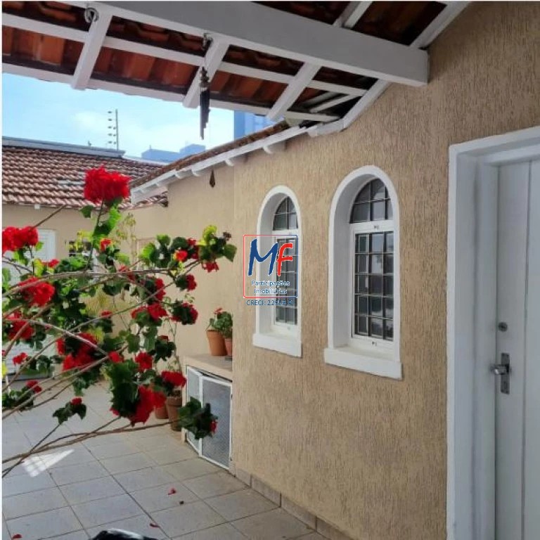 Casa à venda com 3 quartos, 100m² - Foto 1