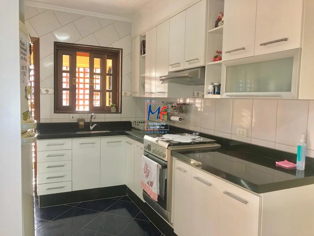 Casa de Condomínio à venda com 3 quartos, 180m² - Foto 26