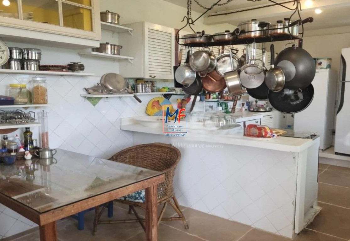 Casa à venda com 5 quartos, 555m² - Foto 2