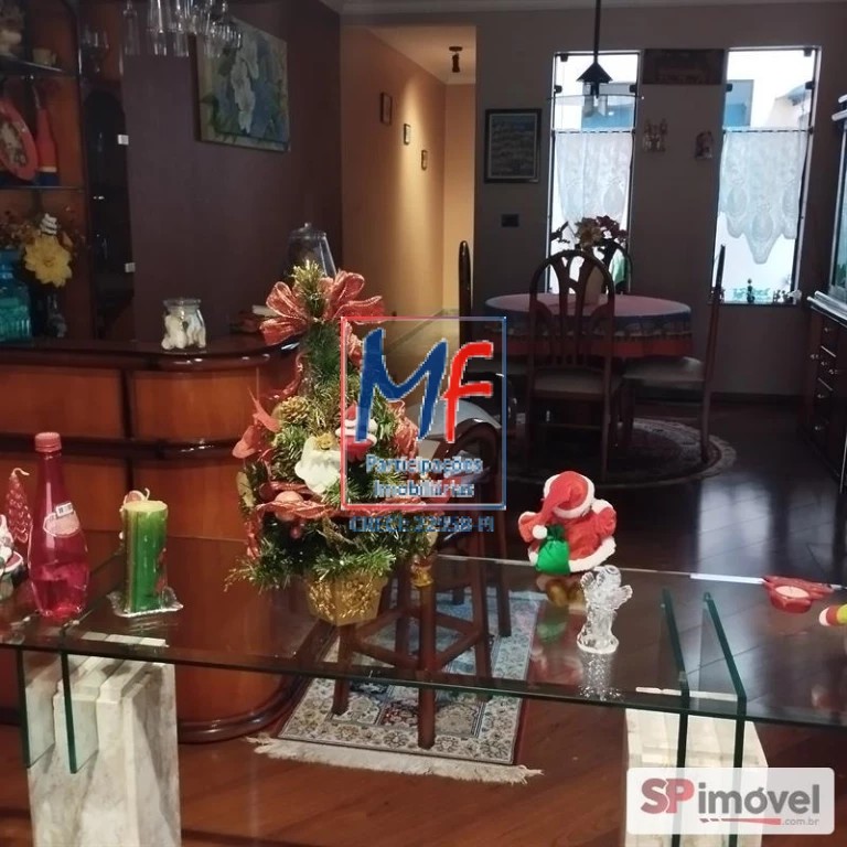 Sobrado, 3 quartos, 309 m² - Foto 1