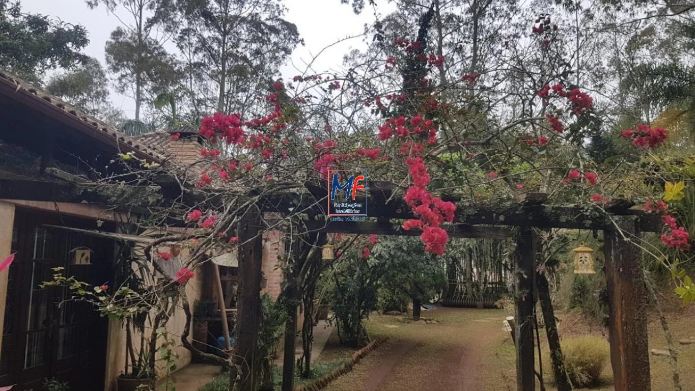 Casa de Condomínio à venda com 3 quartos, 200m² - Foto 2