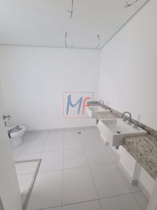 Apartamento à venda com 3 quartos, 173m² - Foto 3