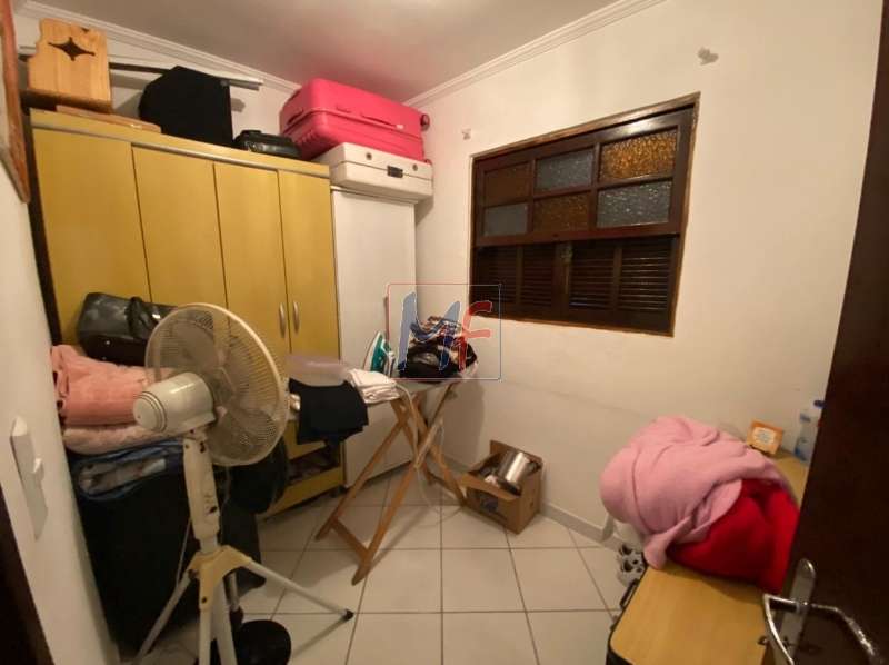 Casa de Condomínio à venda com 3 quartos, 75m² - Foto 3