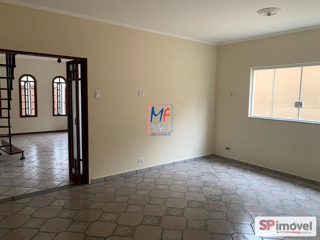 Casa à venda com 3 quartos, 320m² - Foto 5