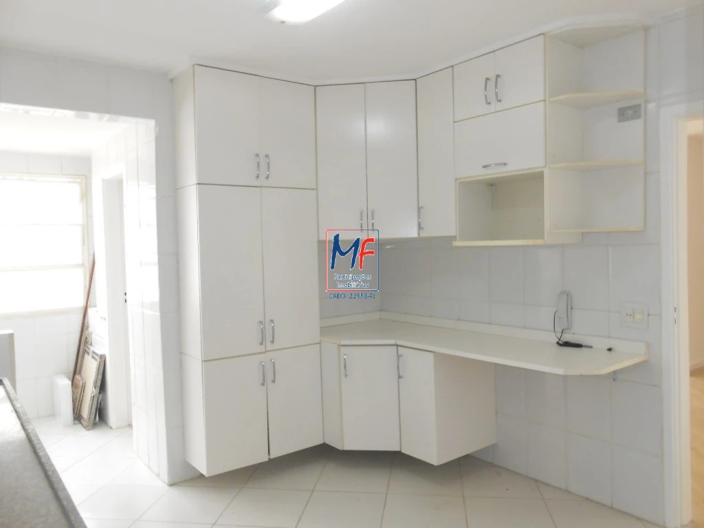 Apartamento para alugar com 3 quartos, 130m² - Foto 14