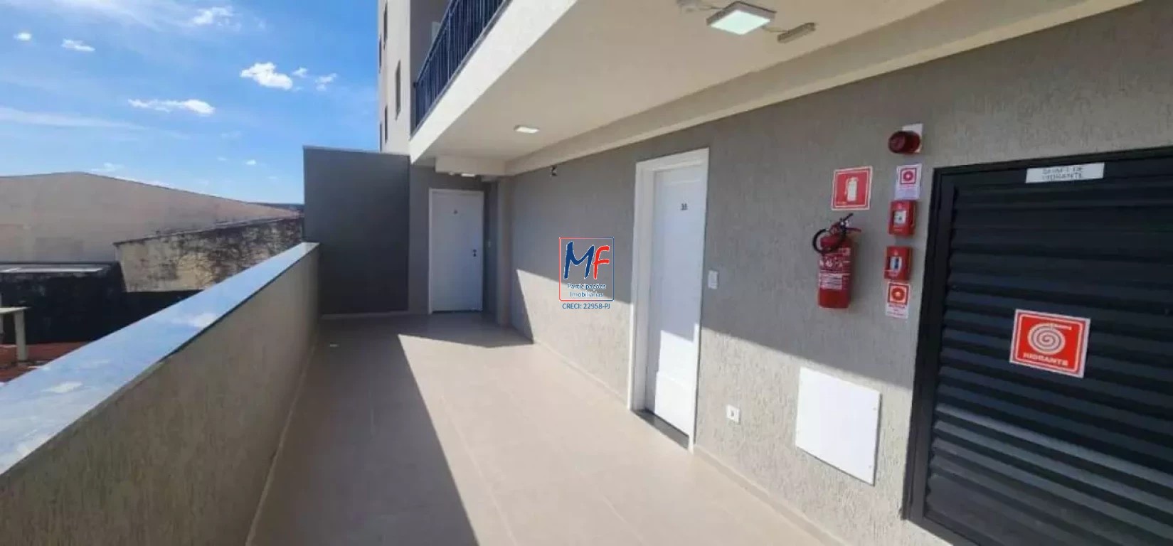 Apartamento à venda com 2 quartos, 38m² - Foto 2