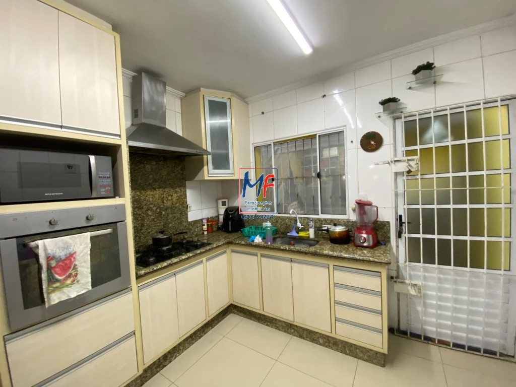 Sobrado, 3 quartos, 240 m² - Foto 2
