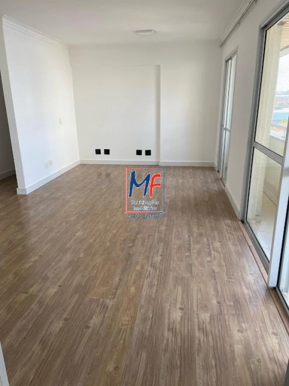 Apartamento à venda com 3 quartos, 114m² - Foto 2