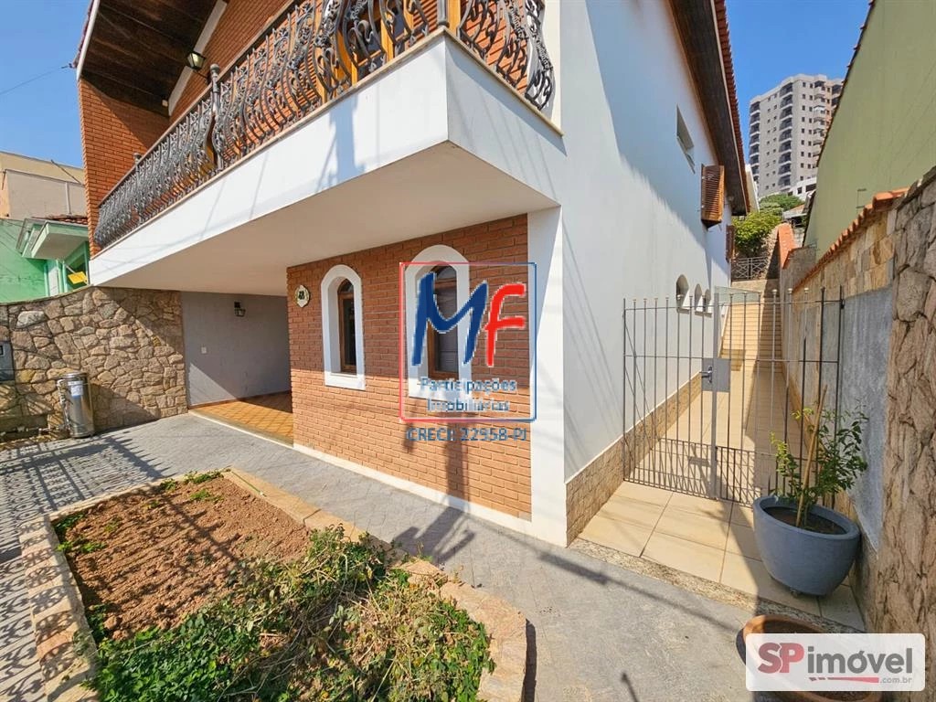 Sobrado, 3 quartos, 270 m² - Foto 1