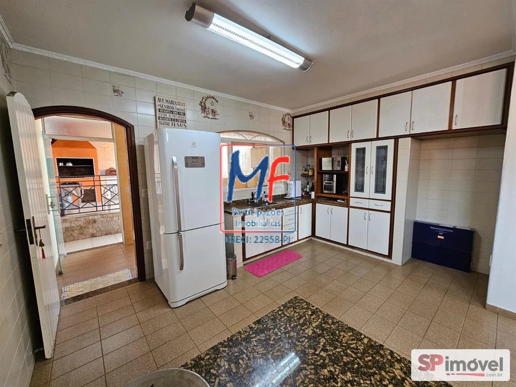 Sobrado, 3 quartos, 270 m² - Foto 8