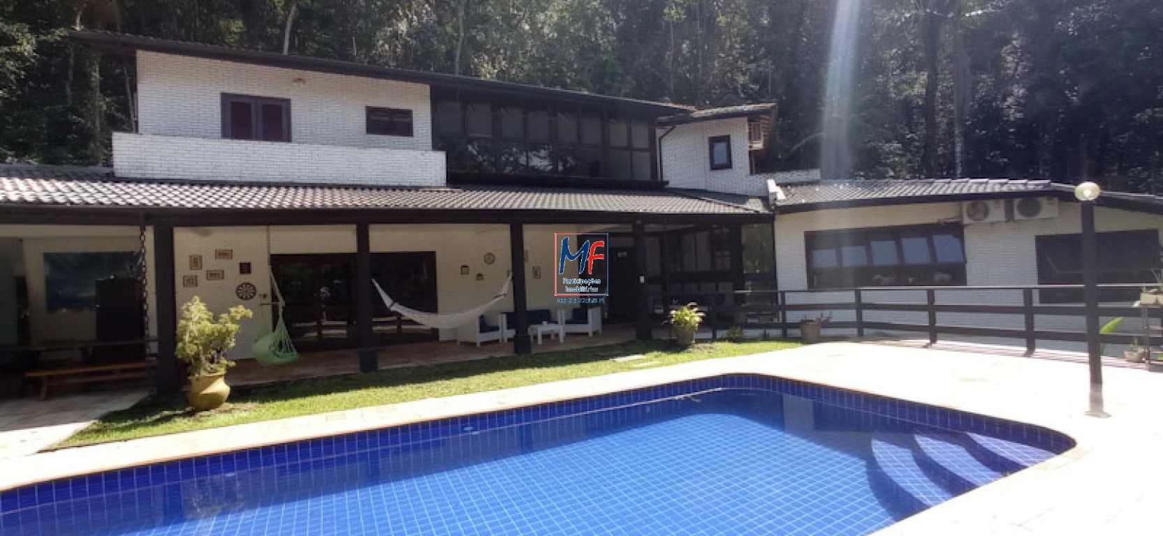 Casa de Condomínio à venda com 5 quartos, 471m² - Foto 1