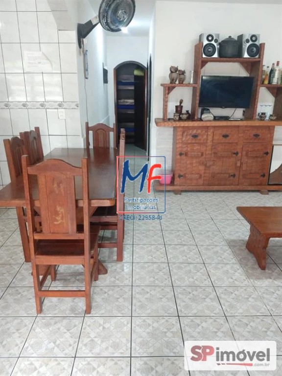 Casa à venda com 2 quartos, 170m² - Foto 2