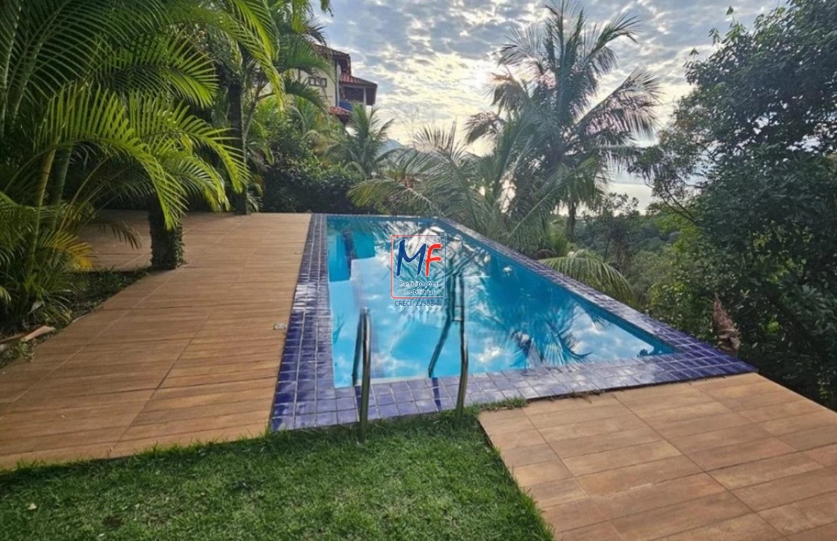 Casa de Condomínio à venda com 3 quartos, 567m² - Foto 1