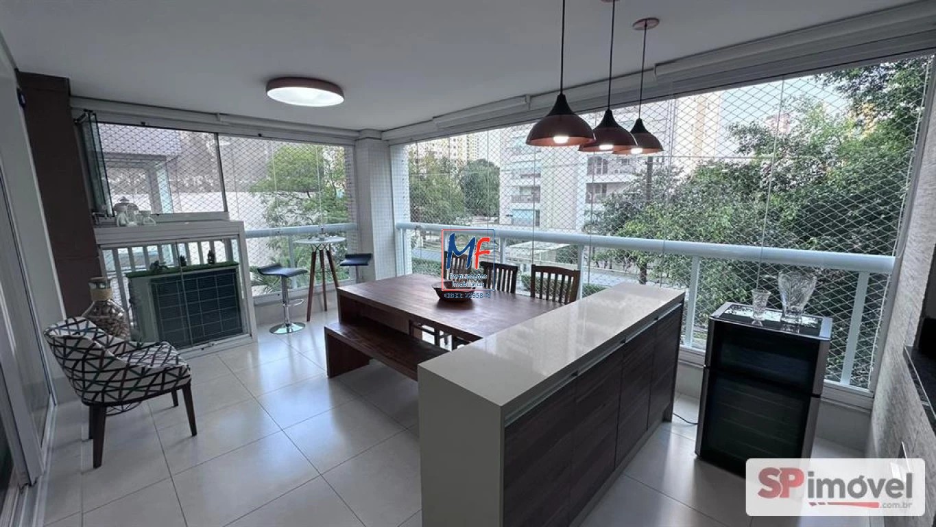 Apartamento à venda com 3 quartos, 145m² - Foto 1