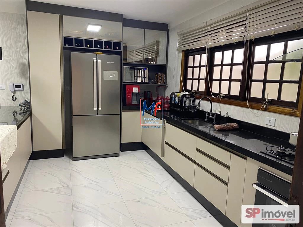 Sobrado à venda com 3 quartos, 286m² - Foto 4