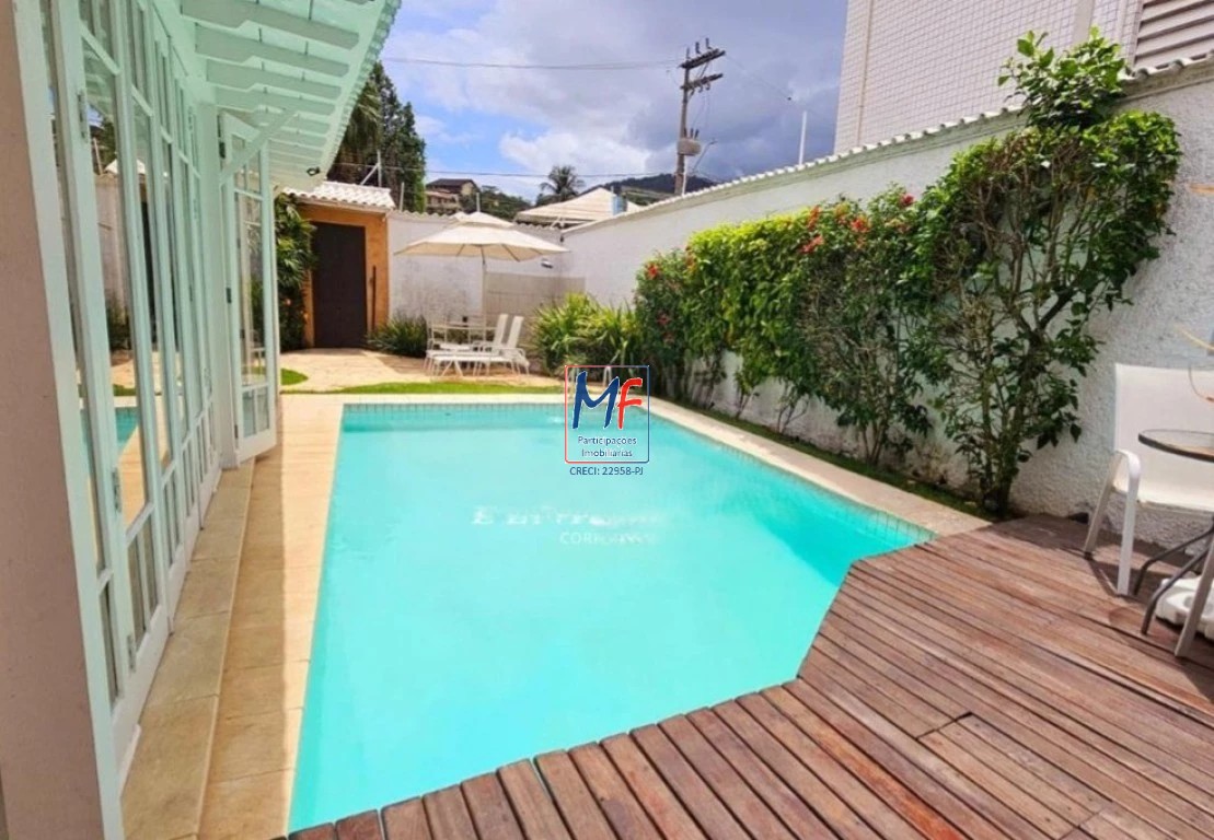 Casa à venda com 3 quartos, 340m² - Foto 1
