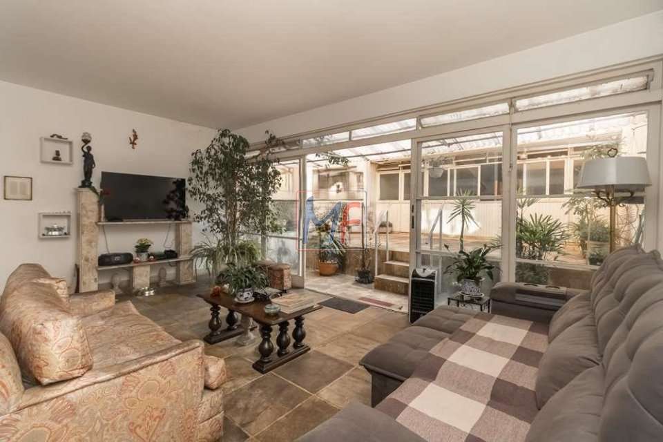 Apartamento à venda com 3 quartos, 144m² - Foto 1