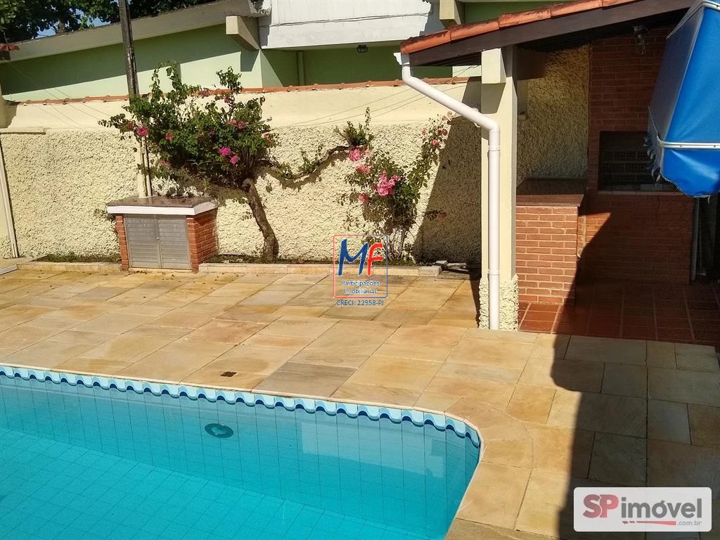 Casa à venda com 3 quartos, 240m² - Foto 6