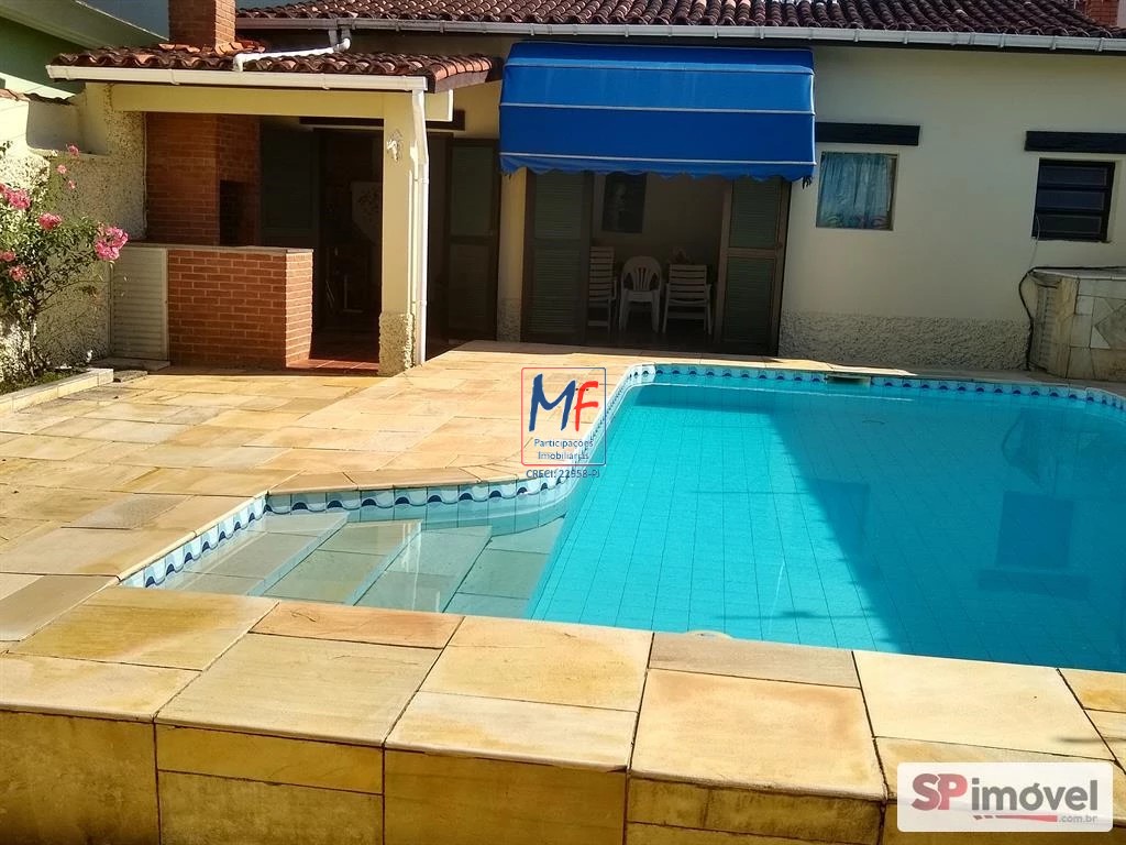 Casa à venda com 3 quartos, 240m² - Foto 8