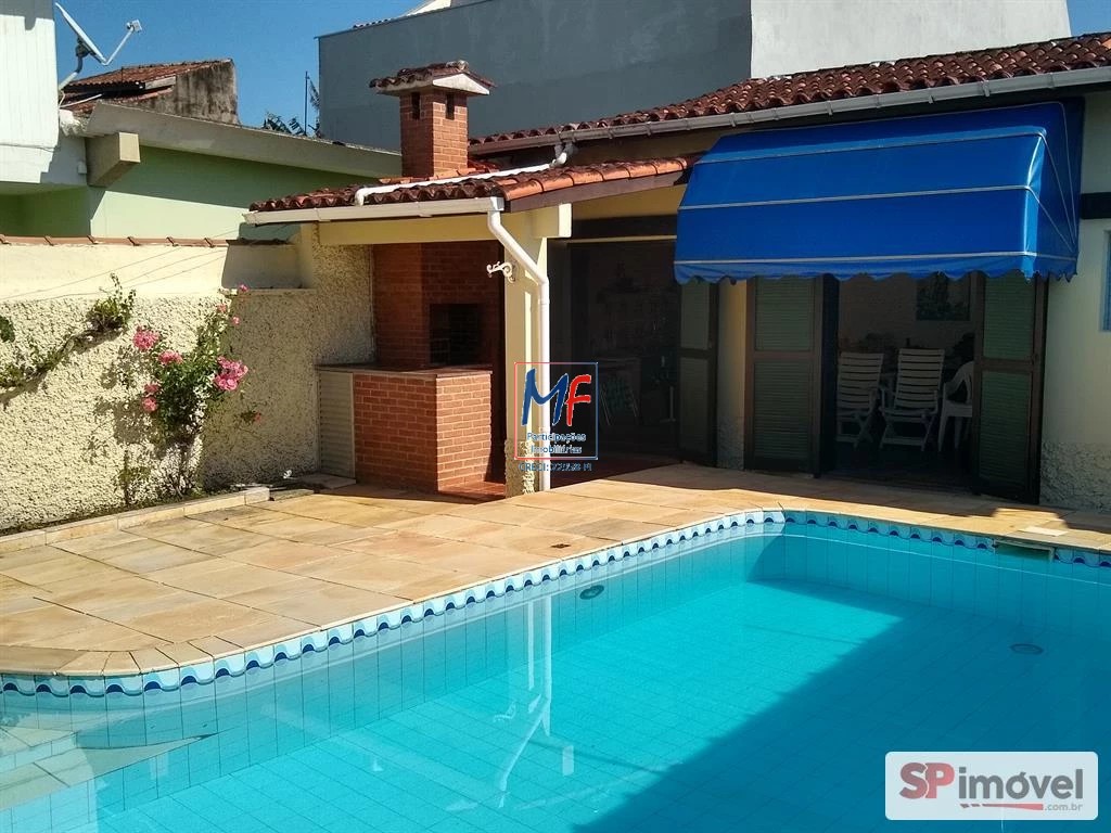 Casa à venda com 3 quartos, 240m² - Foto 9