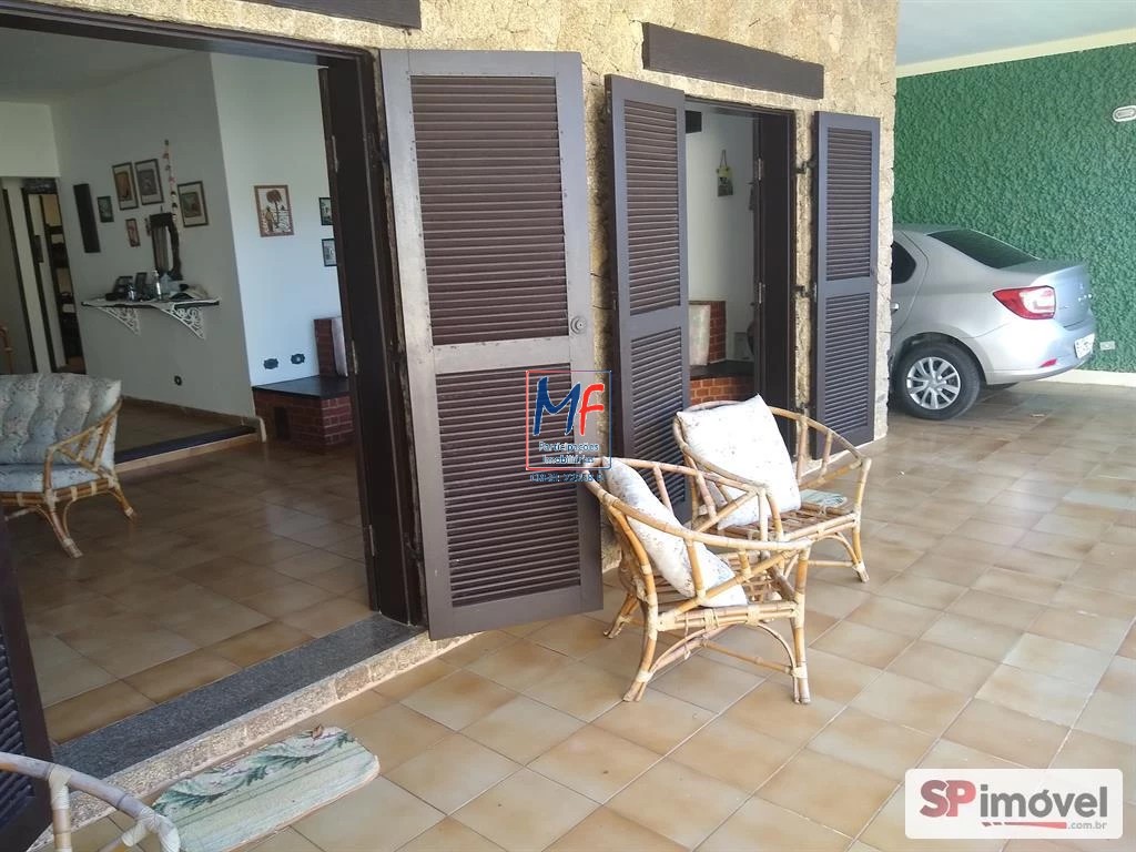 Casa à venda com 3 quartos, 240m² - Foto 18