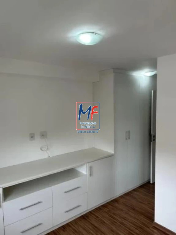 Apartamento à venda com 2 quartos, 68m² - Foto 4