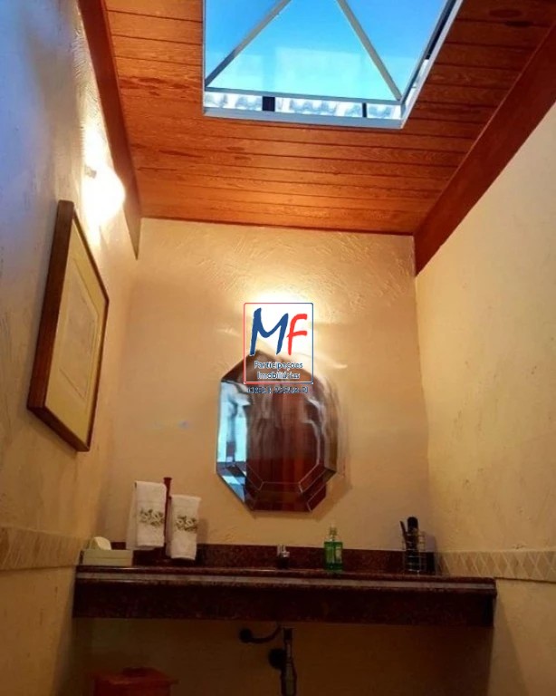 Casa à venda com 3 quartos, 300m² - Foto 4
