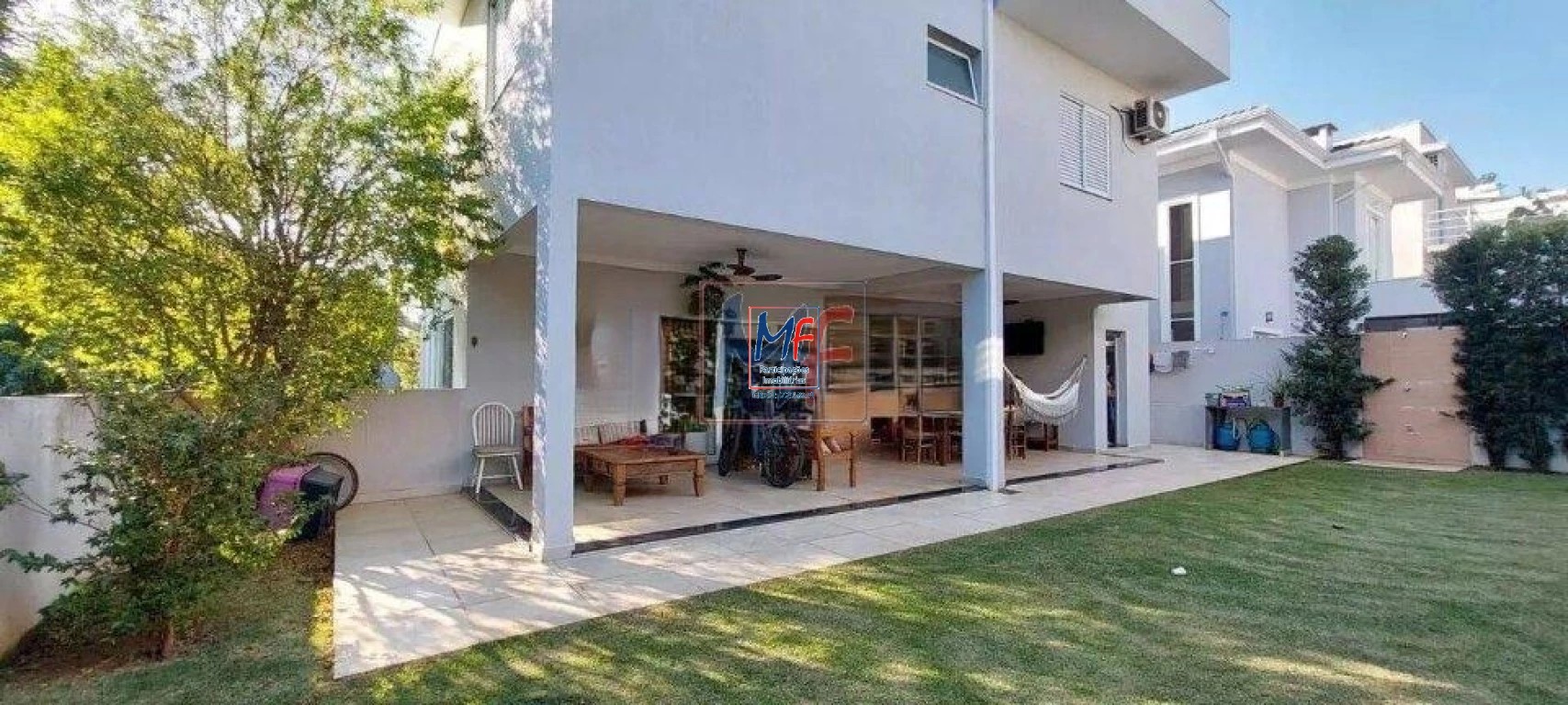 Casa de Condomínio à venda com 3 quartos, 236m² - Foto 18