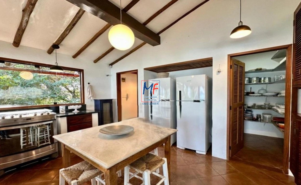 Casa à venda com 6 quartos, 457m² - Foto 3