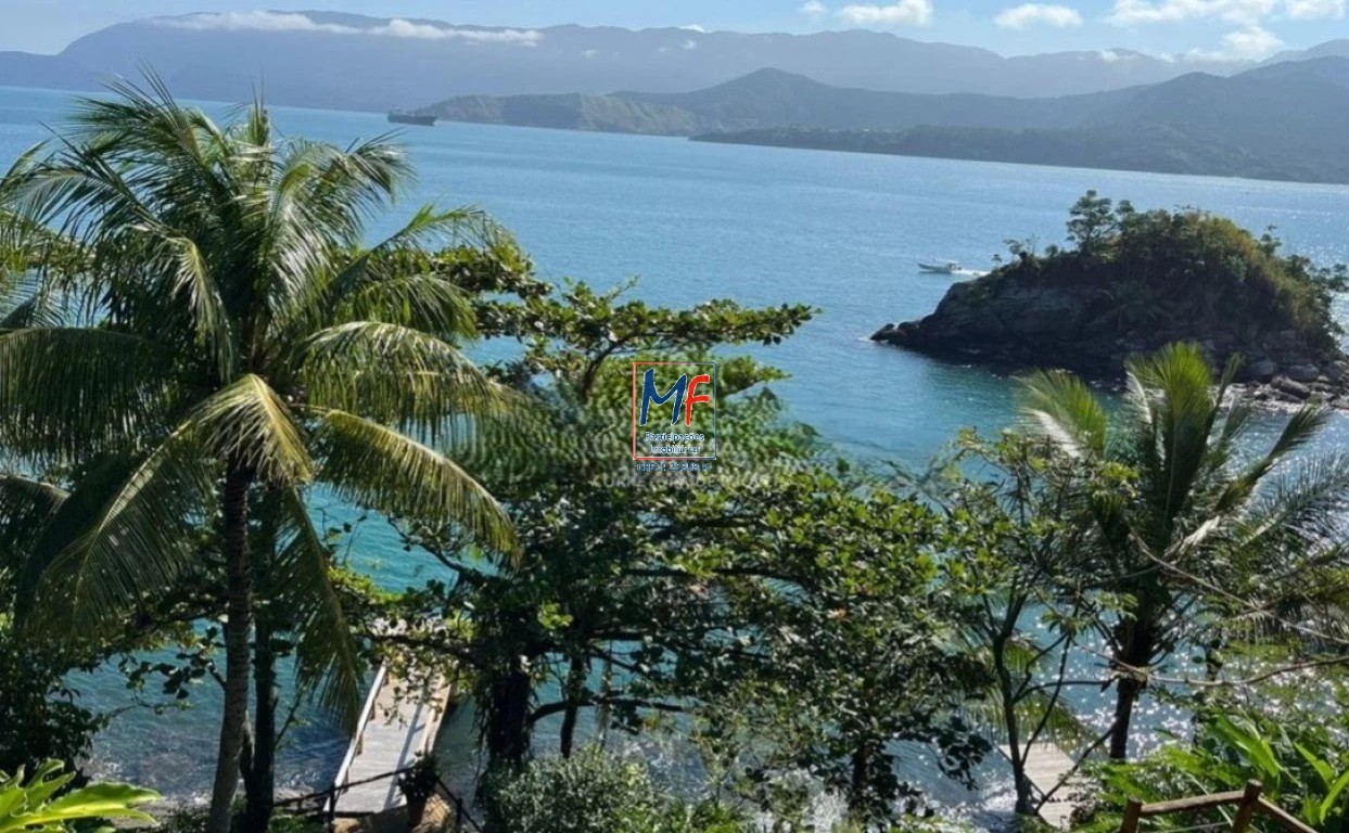 Casa à venda com 6 quartos, 457m² - Foto 1