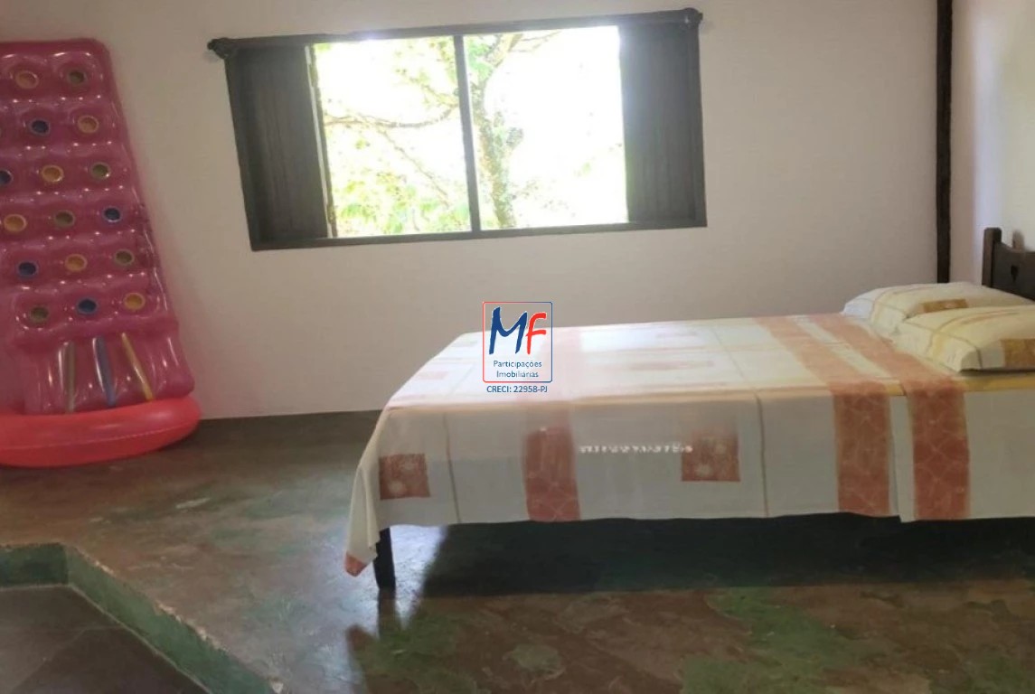 Casa à venda com 3 quartos, 226m² - Foto 3