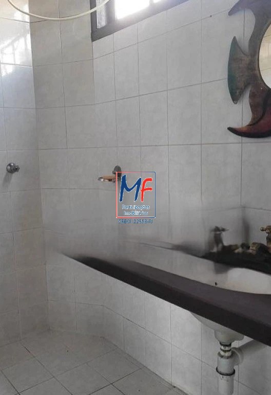Casa à venda com 3 quartos, 226m² - Foto 4
