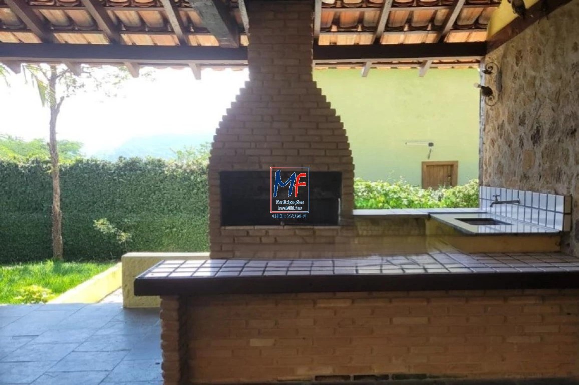 Casa à venda com 3 quartos, 226m² - Foto 6