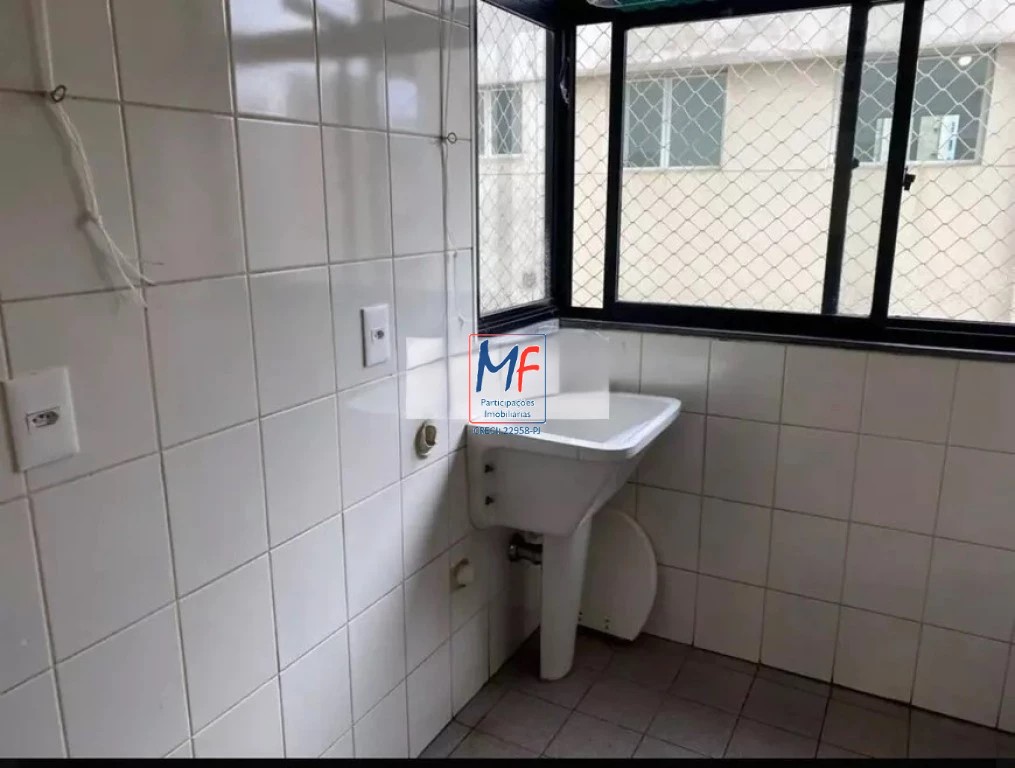 Apartamento à venda com 2 quartos, 70m² - Foto 3