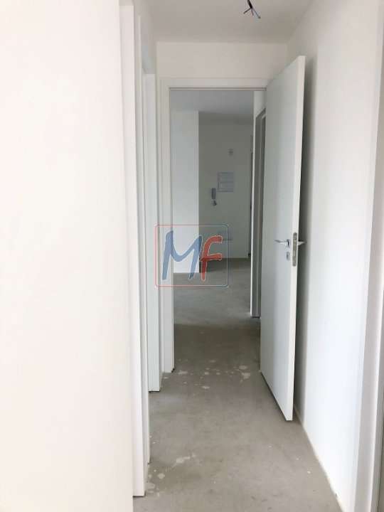 Apartamento à venda com 3 quartos, 84m² - Foto 2